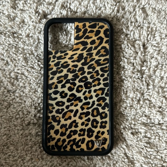 cheeta print wildflower iphone 11 case - Picture 1 of 2